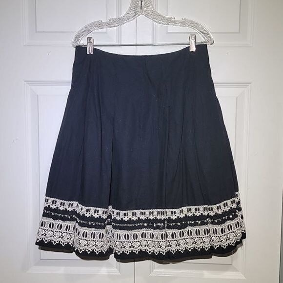 NY & Co. A-Line Embroidered Smock Black Boho Skirt - Picture 1 of 8
